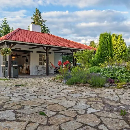 Hytte Treehouseestonia