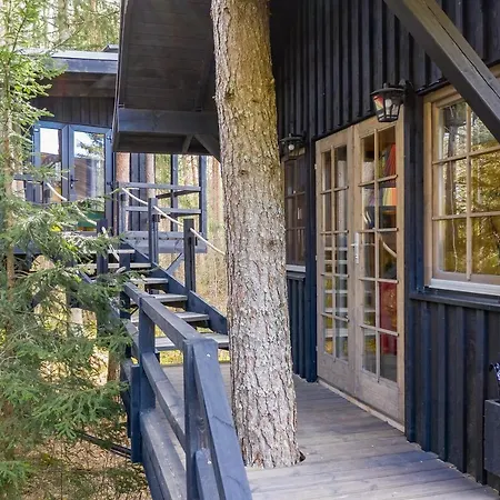 Treehouseestonia Hytte Jogisoo