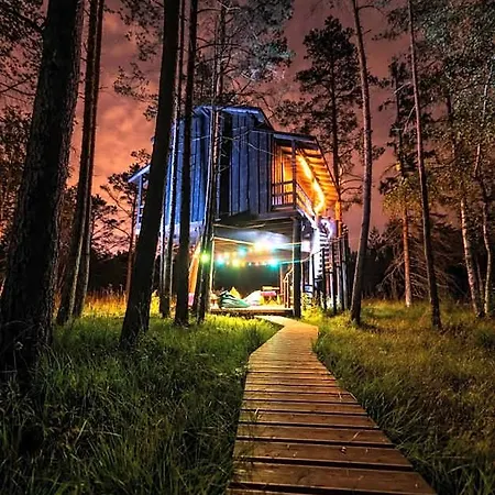 Lodge Treehouseestonia Jogisoo