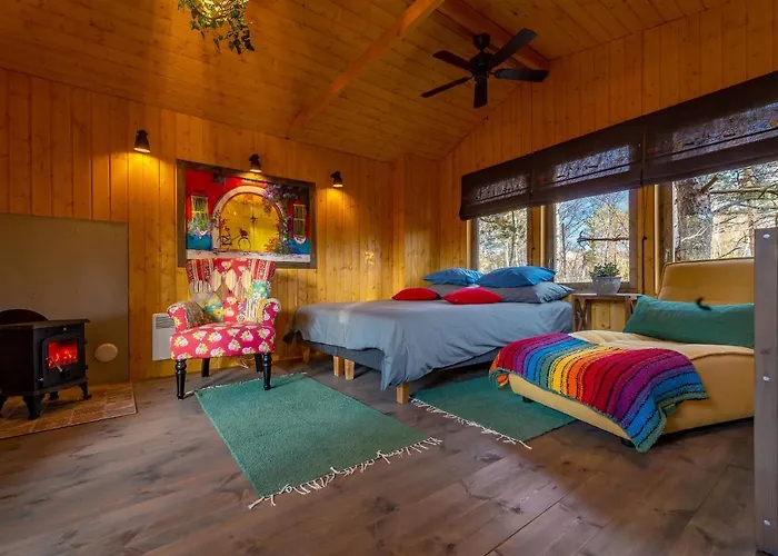 Treehouseestonia بيت خشبي *