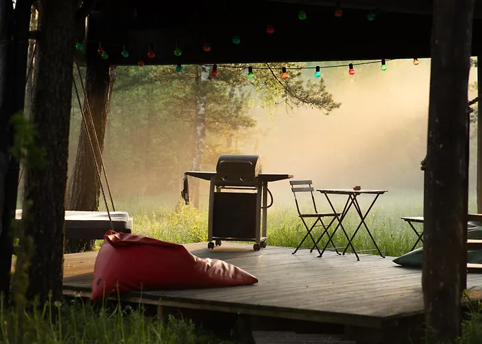 بيت خشبي Treehouseestonia Jogisoo